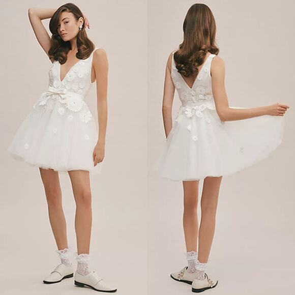 NWT Viktor & Rolf for BHLDN Petunia Floral Deep-V A-Line Mini Dress Ivory Size 6 - Picture 1 of 10